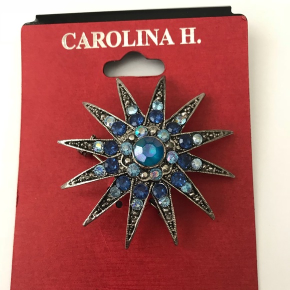 ❌SOLD❌ Brand New Carolina H Blue Pin/Brooch - Picture 4 of 9